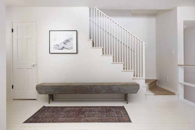 925 Chelham Way, Santa Barbara, CA 93108 - stairs with wood finished floors and baseboards