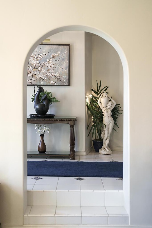 room details with arched walkways