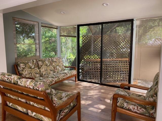 1040 Mission Canyon Rd, Santa Barbara, CA 93105 - view of sunroom