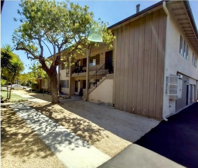 459 Linfield Pl, Goleta, CA 93117 - exterior space with stairway
