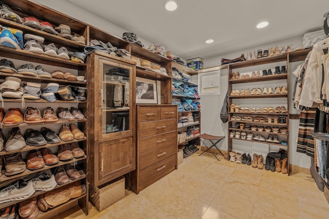 1158 Shelburn Ln, Ventura, CA 93001 - spacious closet featuring light tile patterned floors