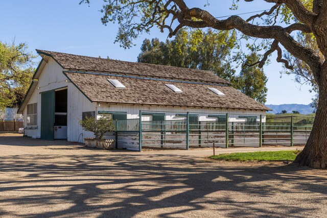 3325 Figueroa Mountain Rd, Los Olivos, CA 93460 - stable featuring a mountain view