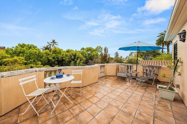 305 E Islay St, Santa Barbara, CA 93101 - view of patio