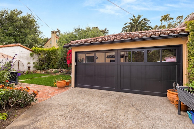 305 E Islay St, Santa Barbara, CA 93101 - view of garage