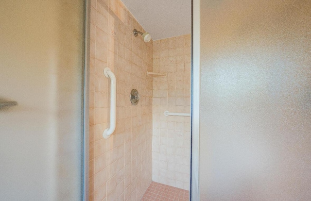 904 E Fir Ave, Lompoc, CA 93436 - bathroom with a stall shower