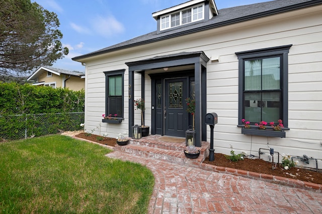910 N Nopal St, Santa Barbara, CA 93103 - view of doorway to property