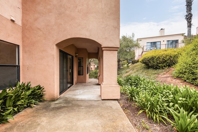 4643 Gerona Way, Santa Barbara, CA 93110 - view of patio / terrace