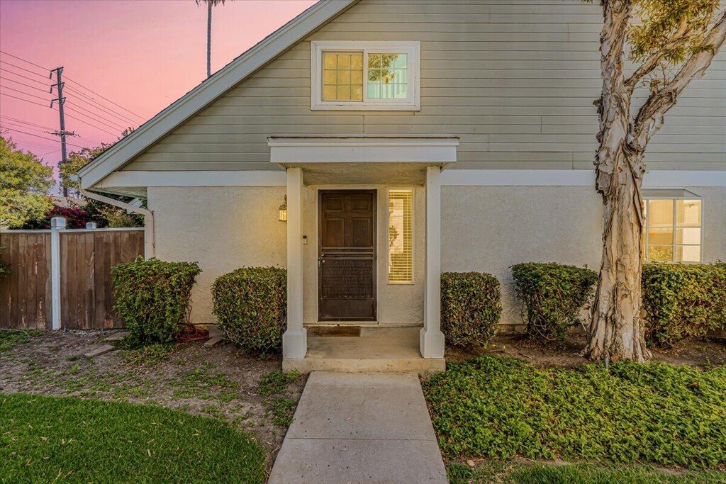 8973 Aberdare St, Ventura, CA 93004 - photo 1