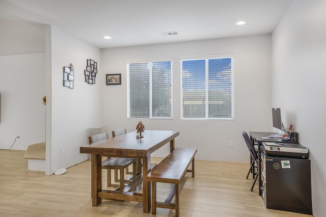 1010 Tranquillion Ct, Lompoc, CA 93436 - dining room featuring light wood-style floors and recessed lighting