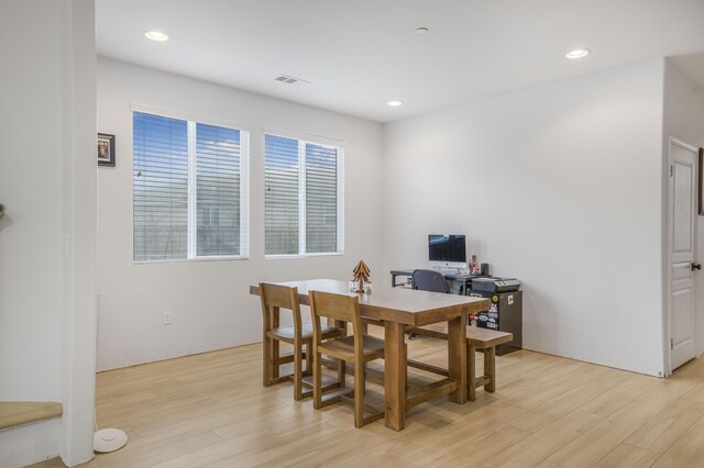 1010 Tranquillion Ct, Lompoc, CA 93436 - dining room featuring light wood finished floors, a desk, and recessed lighting
