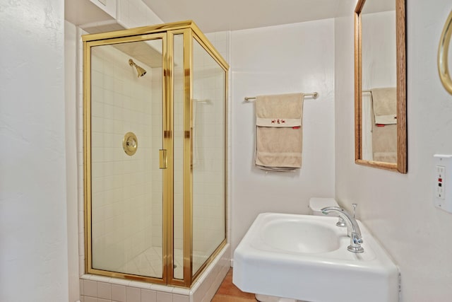 170 Loma Media Rd, Santa Barbara, CA 93103 - full bathroom with a shower stall and a sink