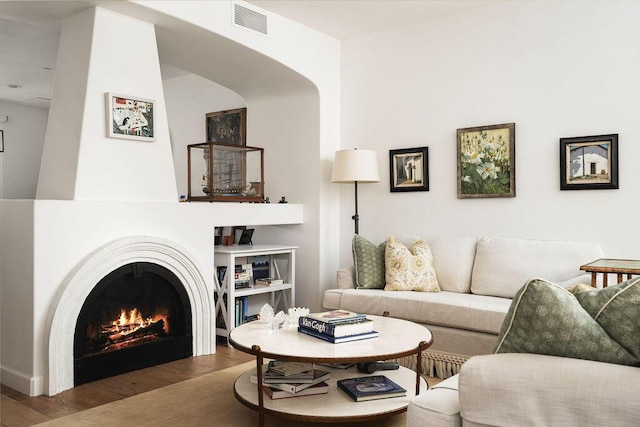 105 W De La Guerra Street S, Santa Barbara, CA 93101 - photo 2