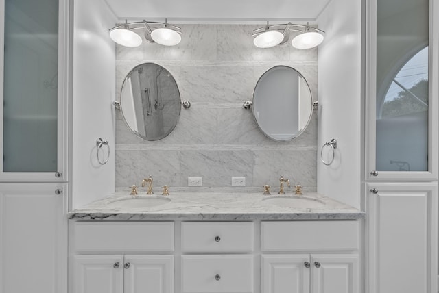 919 Aleeda Ln, Santa Barbara, CA 93108 - bathroom with double vanity