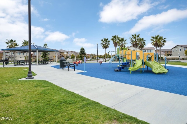 714 Nile River Dr, Oxnard, CA 93036 - community play area with a yard, a gazebo, and a residential view