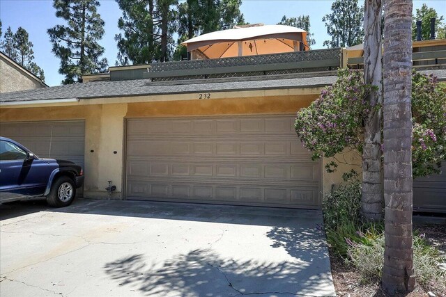 232 Rosewood St, Ventura, CA 93001 - view of garage