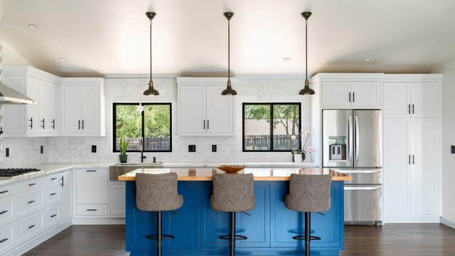 1311 Meadowvale Rd, Santa Ynez, CA 93460 - kitchen with stainless steel fridge, a sink, healthy amount of natural light, decorative backsplash, and recessed lighting