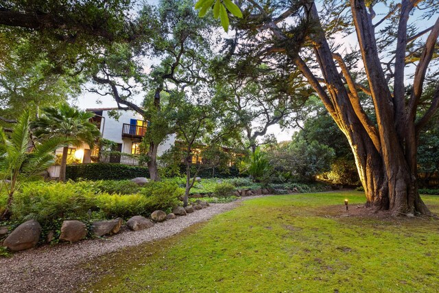 725 Ashley Rd, Montecito, CA 93108 - view of grassy yard featuring a balcony