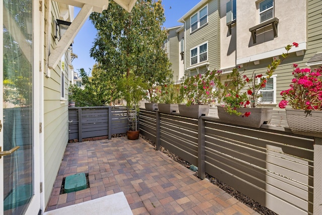 5696 Surfrider Way Unit 101, Goleta, CA 93117 - view of patio / terrace