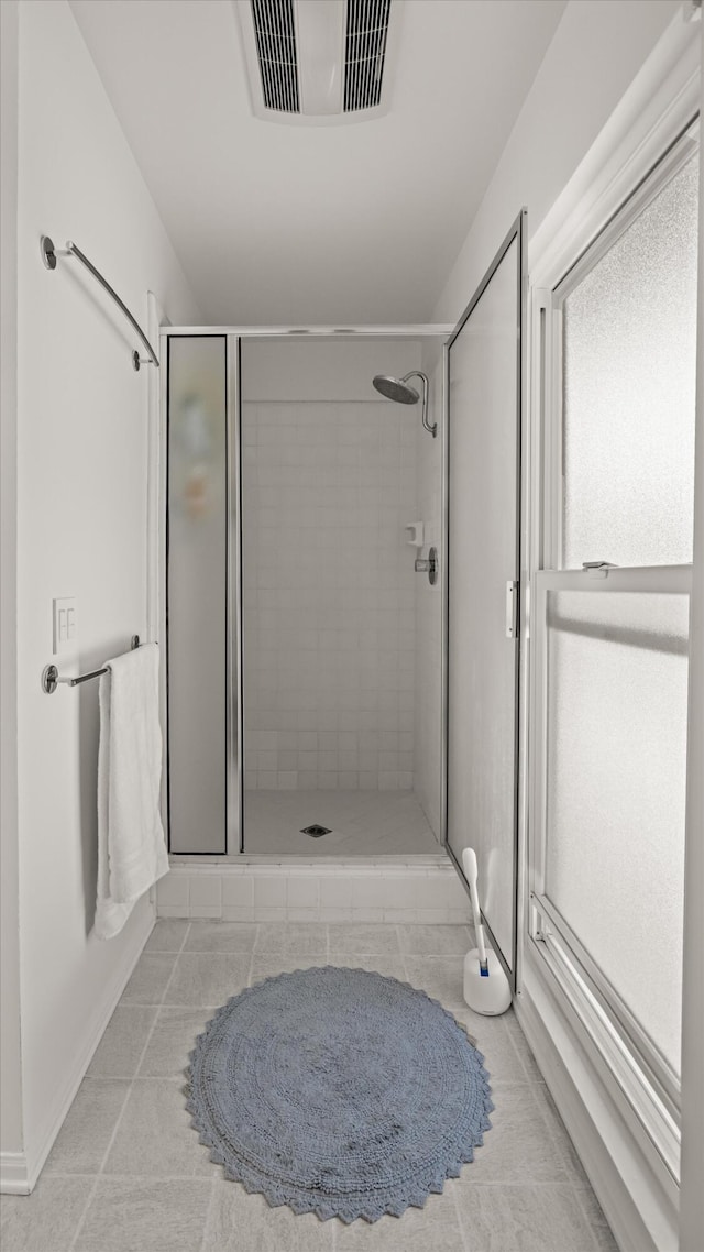 2648 State St Unit 32, Santa Barbara, CA 93105 - full bath featuring a shower stall