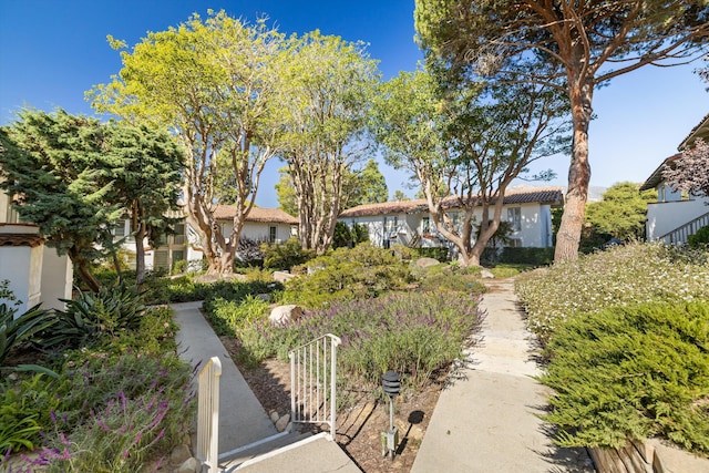 2648 State St Unit 32, Santa Barbara, CA 93105 - view of home's community