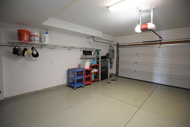 6607 Fathom Way, Goleta, CA 93117 - garage featuring a garage door opener