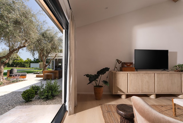 99 Sierra Vista Rd, Santa Barbara, CA 93108 - living room featuring wood finished floors