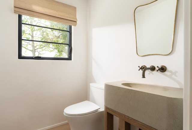 99 Sierra Vista Rd, Santa Barbara, CA 93108 - bathroom featuring toilet and vanity