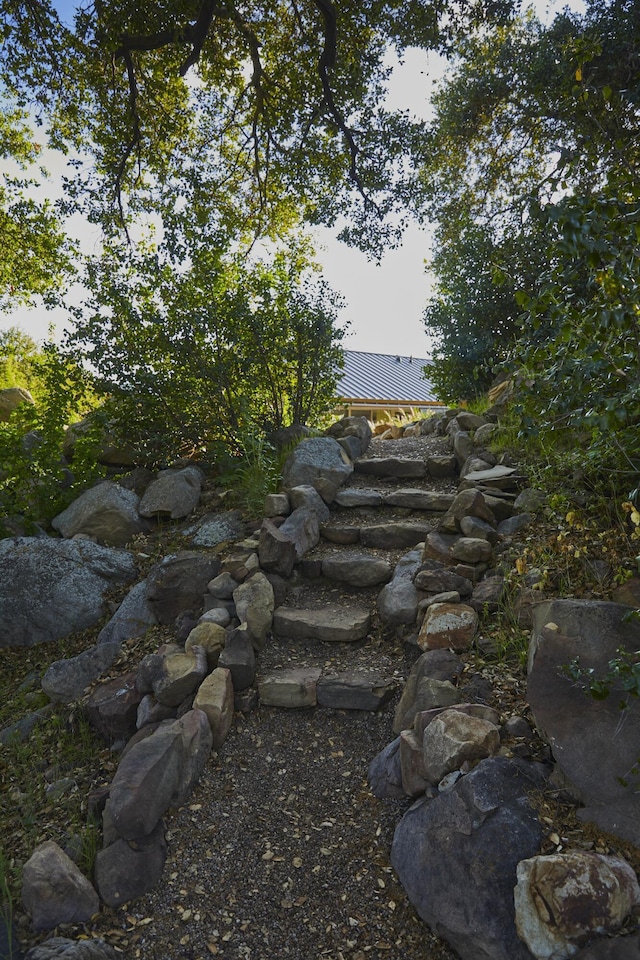 12179 Koenigstein Rd, Ojai, CA 93060 - view of yard