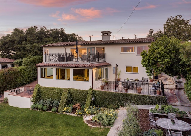 1212 E De La Guerra St, Santa Barbara, CA 93103 - photo 1