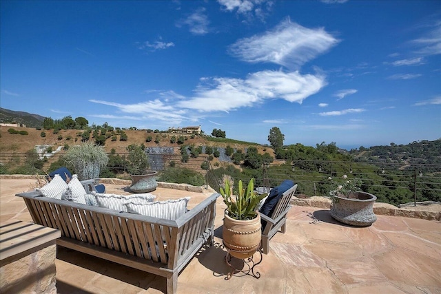 960 W Mountain Dr, Santa Barbara, CA 93103 - photo 6