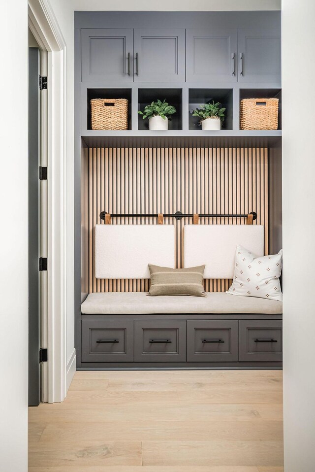 123 Polo Way, Santa Barbara, CA 93013 - mudroom with light wood-style floors