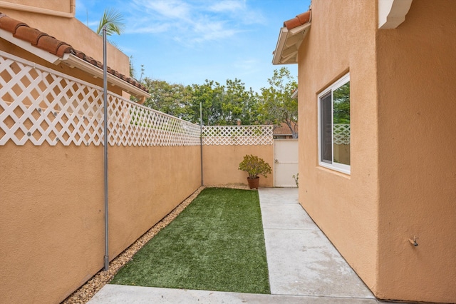 7134 Phelps Rd, Goleta, CA 93117 - view of fenced backyard