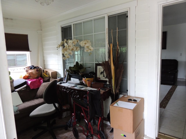 1307 San Andres St, Santa Barbara, CA 93101 - view of sunroom / solarium