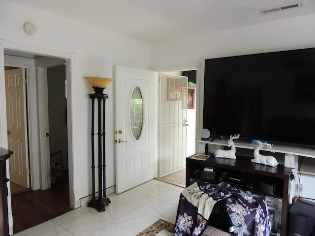 1307 San Andres St, Santa Barbara, CA 93101 - foyer entrance with light tile patterned floors