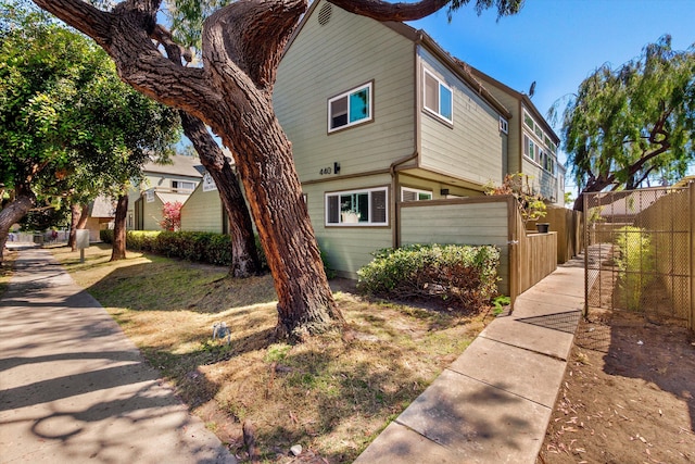 430-440 W Linden Dr, Oxnard, CA 93033 - photo 2