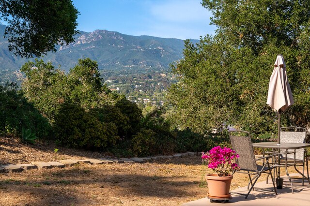 1010 Portesuello Ave, Santa Barbara, CA 93105 - view of mountain background