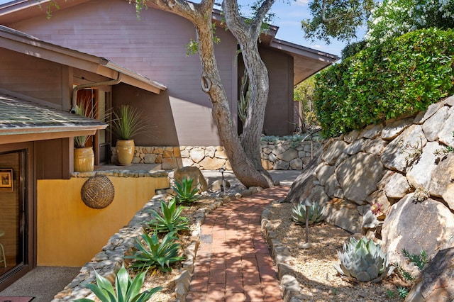 2031 Cielito Ln, Santa Barbara, CA 93105 - view of side of property