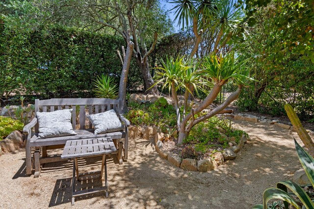 2031 Cielito Ln, Santa Barbara, CA 93105 - view of patio
