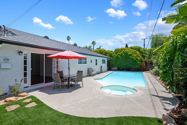 7659 Dartmoor Ave, Goleta, CA 93117 - view of pool with a patio and a pool with connected hot tub