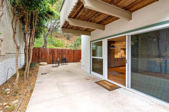 2624 State St # 1, Santa Barbara, CA 93105 - view of patio with a sink