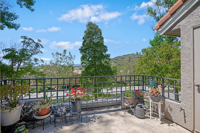 5965 Paseo Encantada, Camarillo, CA 93012 - balcony featuring a mountain view