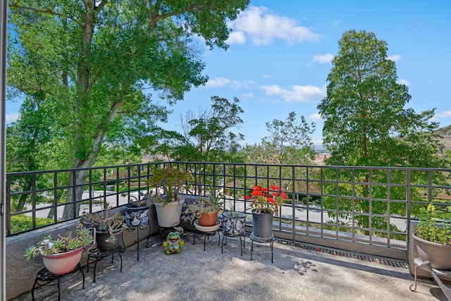5965 Paseo Encantada, Camarillo, CA 93012 - view of balcony