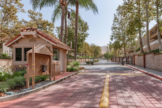 5965 Paseo Encantada, Camarillo, CA 93012 - surrounding community with a gate