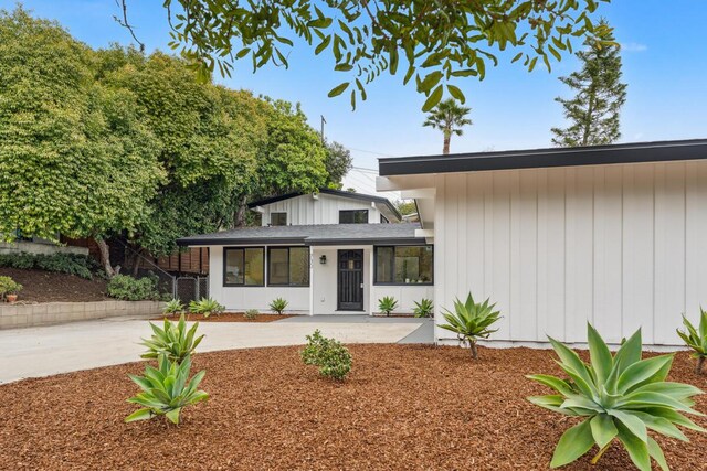 730 Meigs Rd, Santa Barbara, CA 93109 - view of front of home