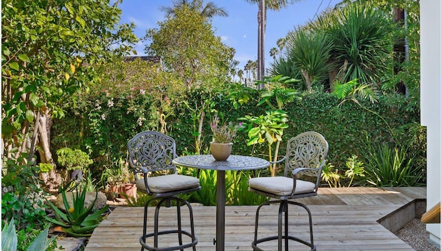 1312 Shoreline Dr, Santa Barbara, CA 93109 - view of wooden deck
