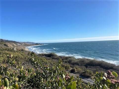 160 Ash Ave, Carpinteria, CA 93013 - water view