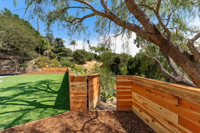 1412 Crestline Dr, Santa Barbara, CA 93105 - gate with a lawn