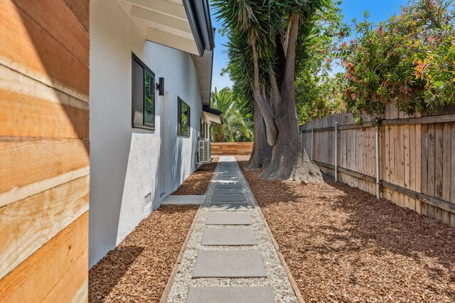1412 Crestline Dr, Santa Barbara, CA 93105 - view of yard