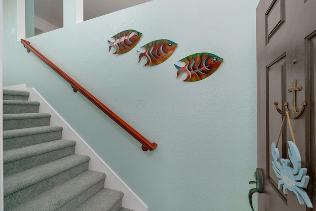 2206 Martinique Ln, Oxnard, CA 93035 - view of staircase