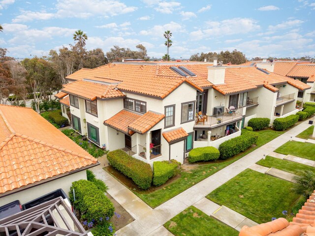 2206 Martinique Ln, Oxnard, CA 93035 - view of property with a residential view